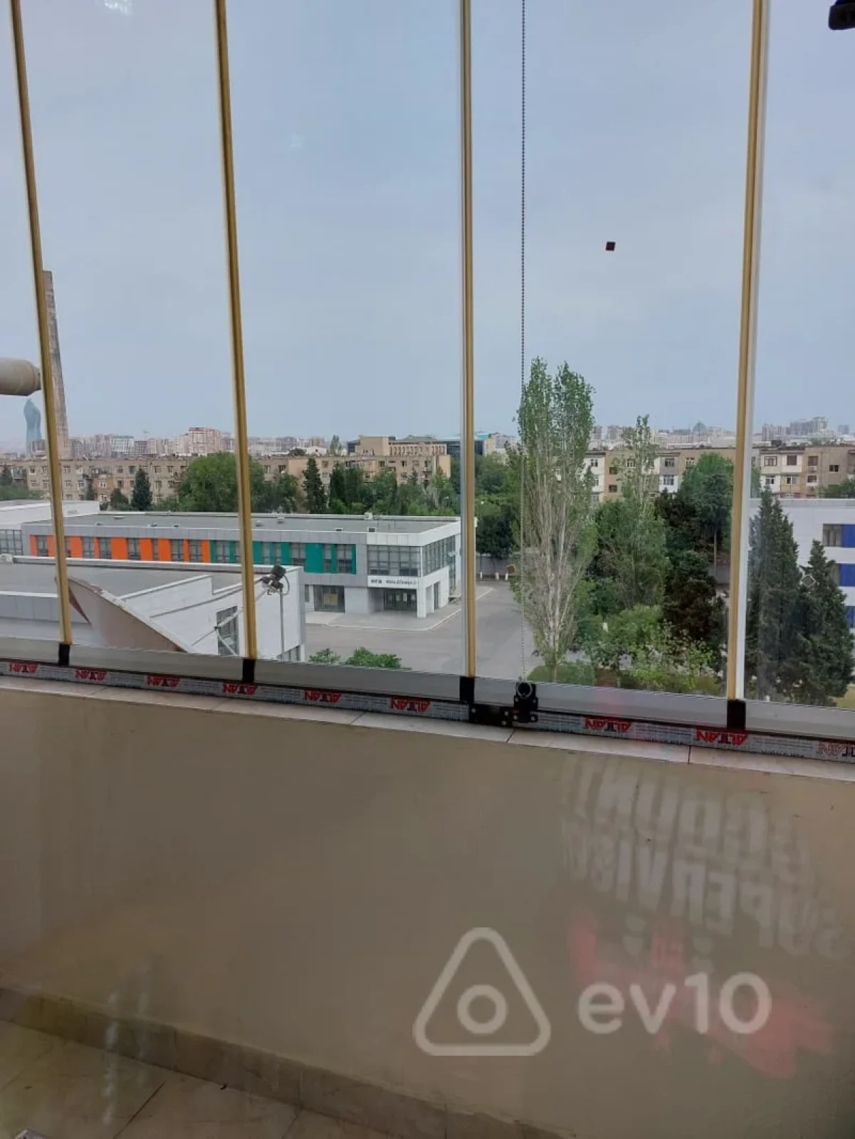 Kirayə verilir 3 otaqlı yeni tikili 60 m²