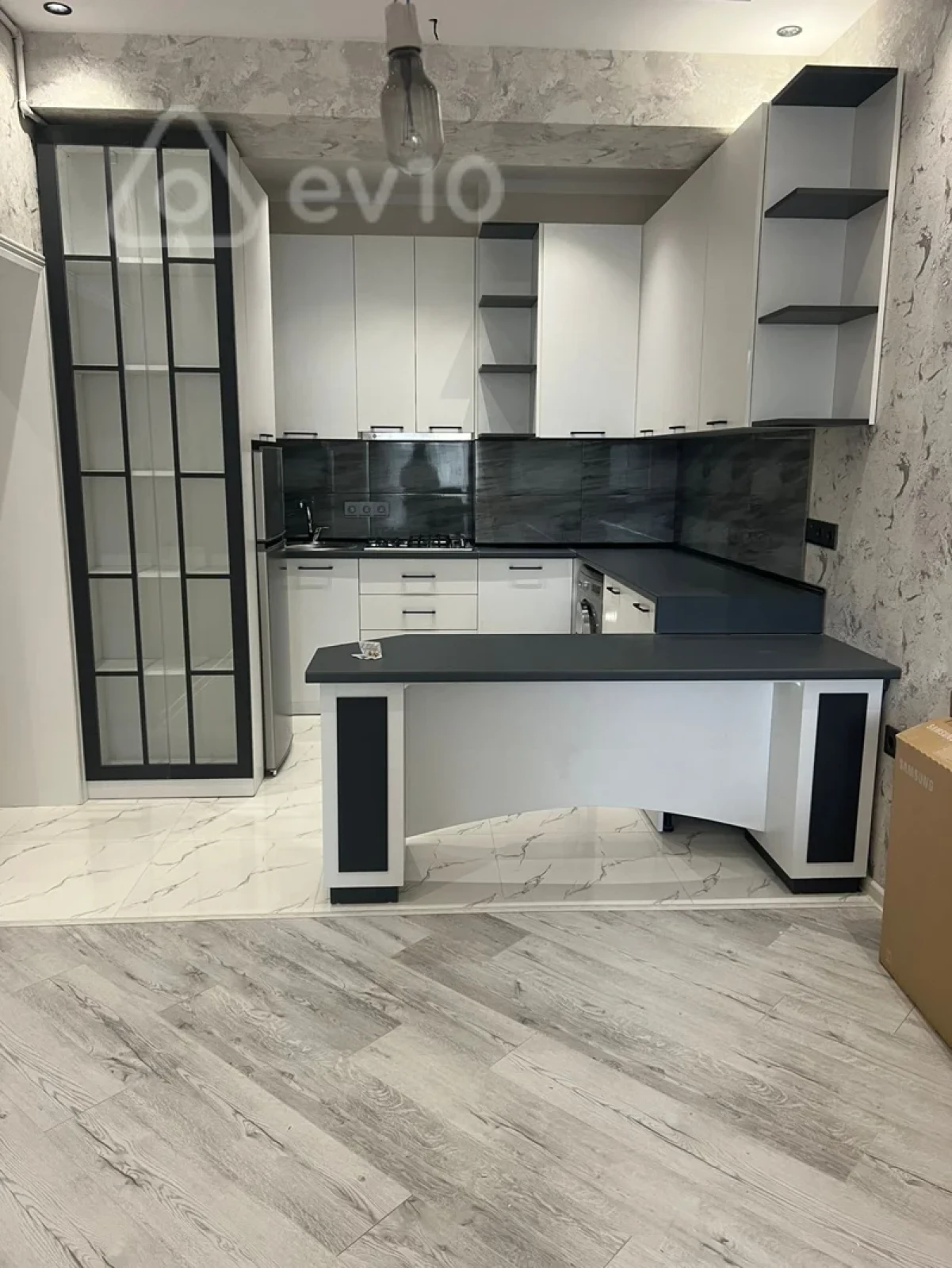 Kirayə verilir 2 otaqlı yeni tikili 65 m²