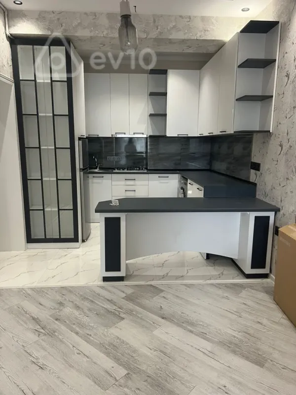 Kirayə verilir 2 otaqlı yeni tikili 65 m²
