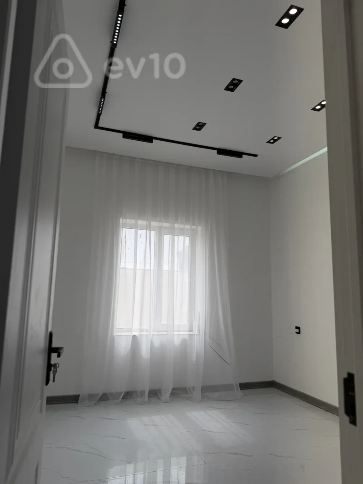 Satılır 4 otaqlı həyət evi 126 m²