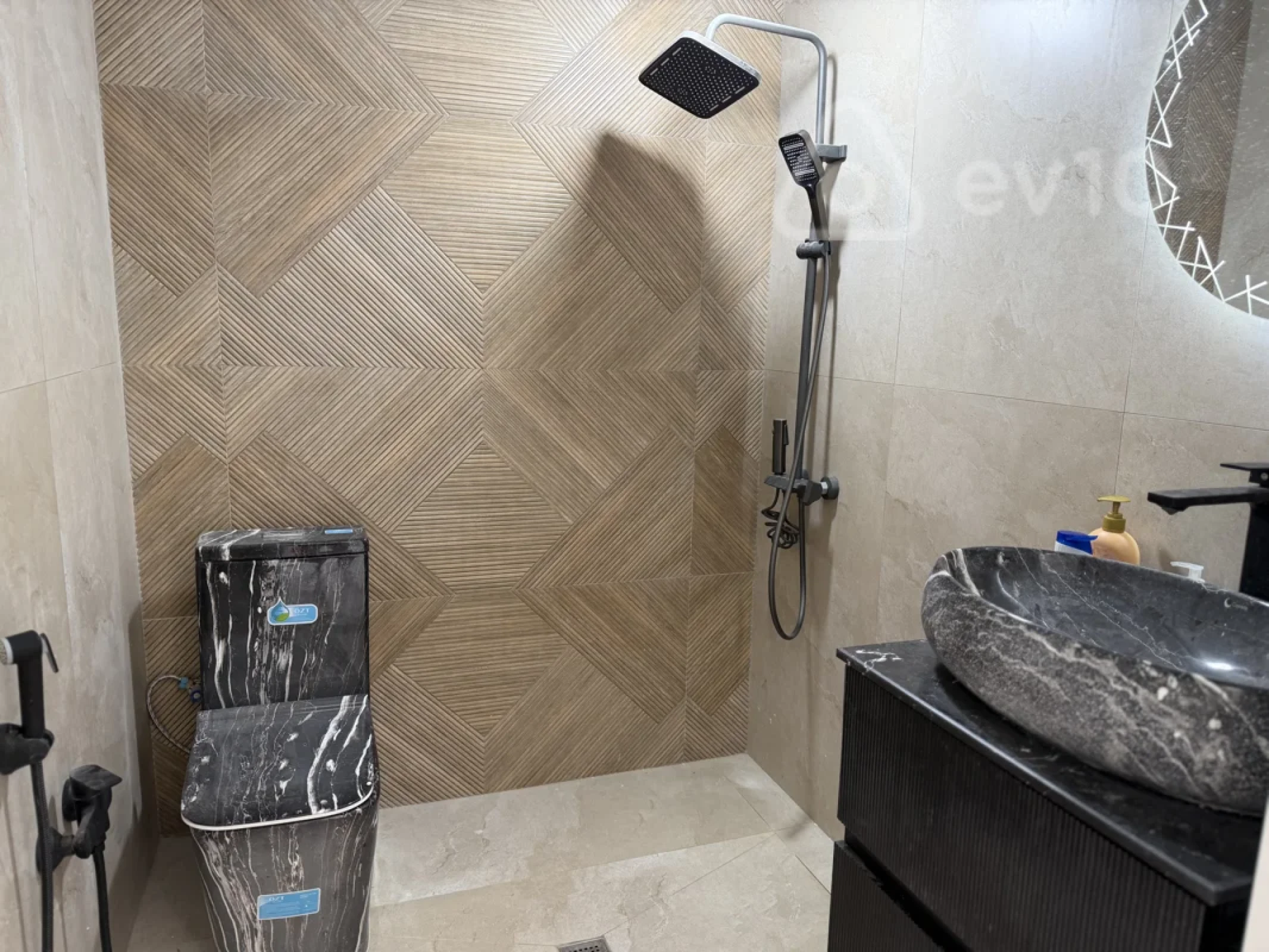 Satılır 4 otaqlı həyət evi 126 m²