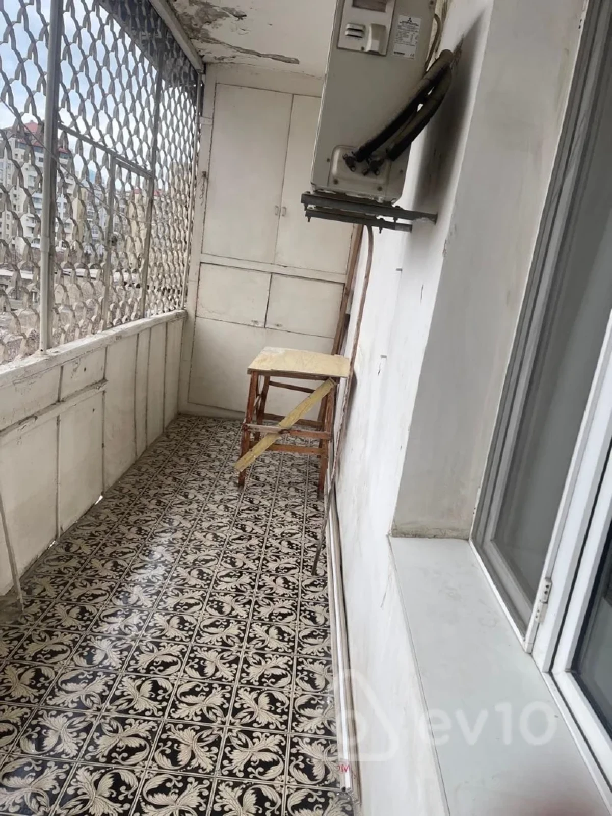 Kirayə verilir 3 otaqlı köhnə tikili 80 m²