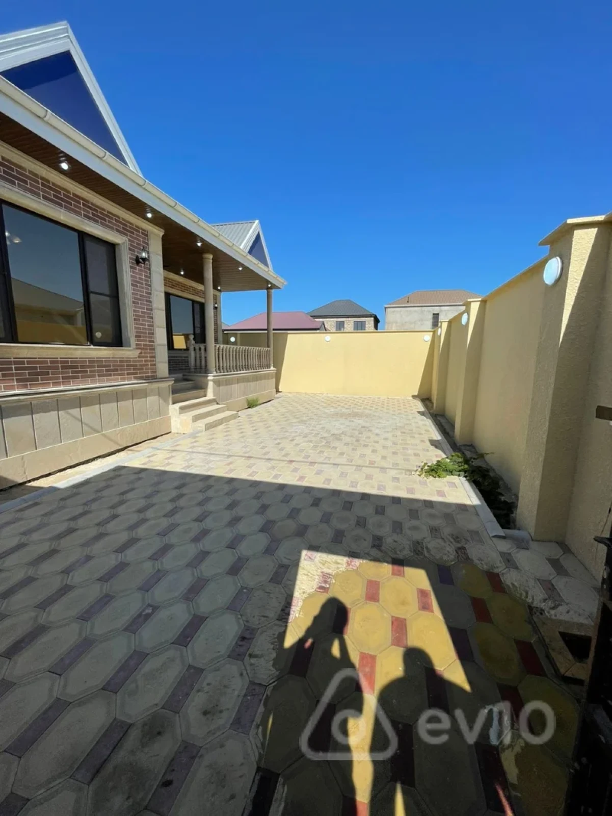 Satılır 5 otaqlı həyət evi 150 m²