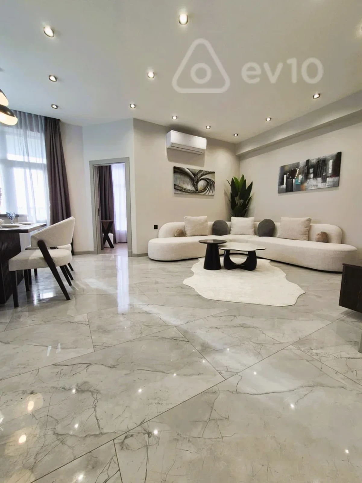 Kirayə verilir 3 otaqlı yeni tikili 90 m²
