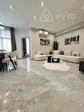 Kirayə verilir 3 otaqlı yeni tikili 90 m²