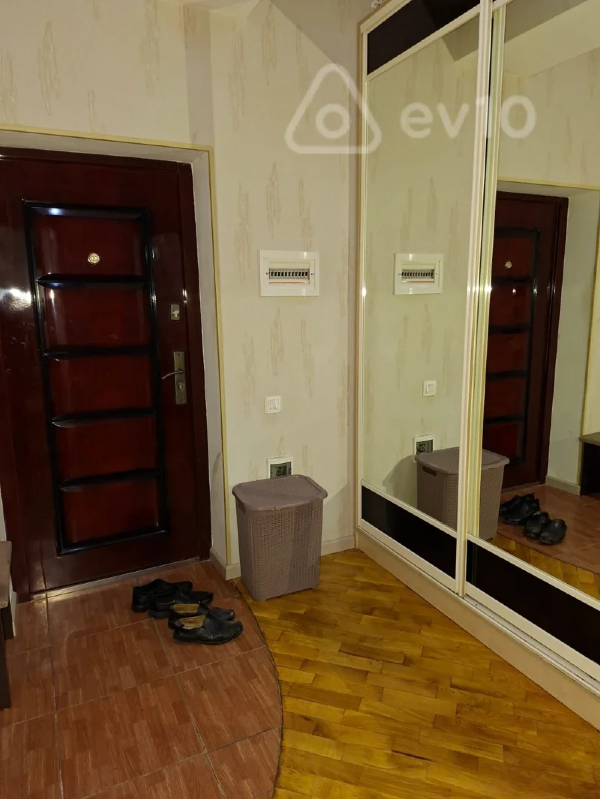 Kirayə verilir 2 otaqlı yeni tikili 78 m²