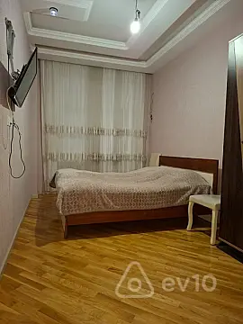 Kirayə verilir 2 otaqlı yeni tikili 78 m²