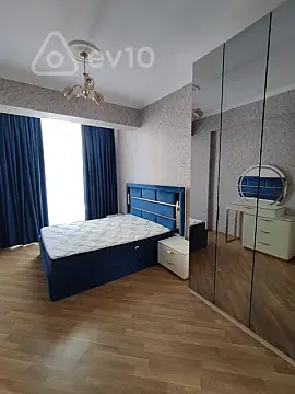 Kirayə verilir 3 otaqlı yeni tikili 112 m²
