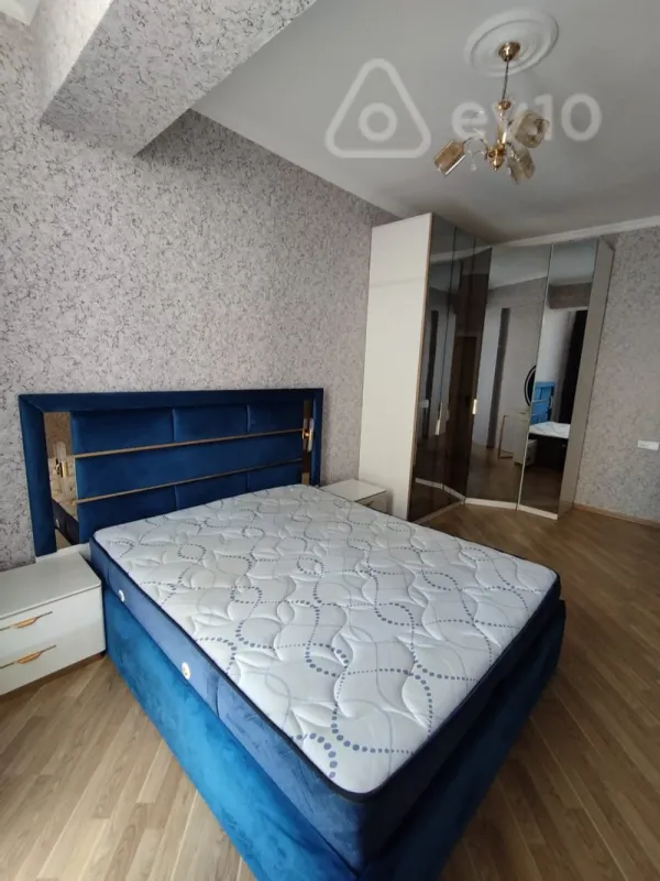 Kirayə verilir 3 otaqlı yeni tikili 112 m²