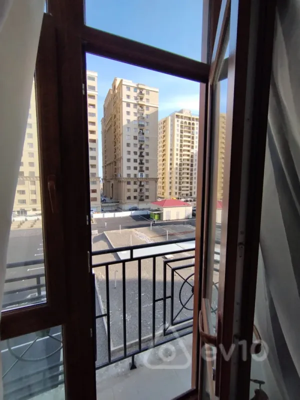 Kirayə verilir 3 otaqlı yeni tikili 112 m²