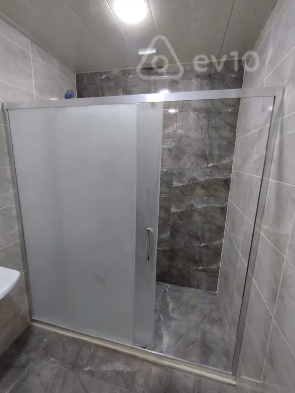 Kirayə verilir 3 otaqlı yeni tikili 112 m²