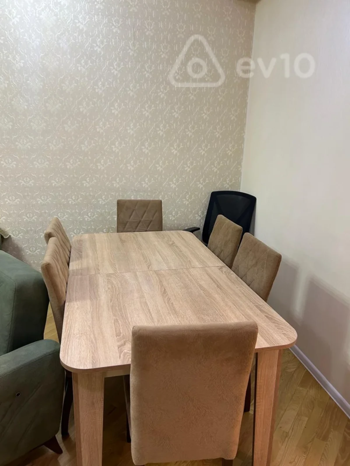 Kirayə verilir 2 otaqlı yeni tikili 87 m²
