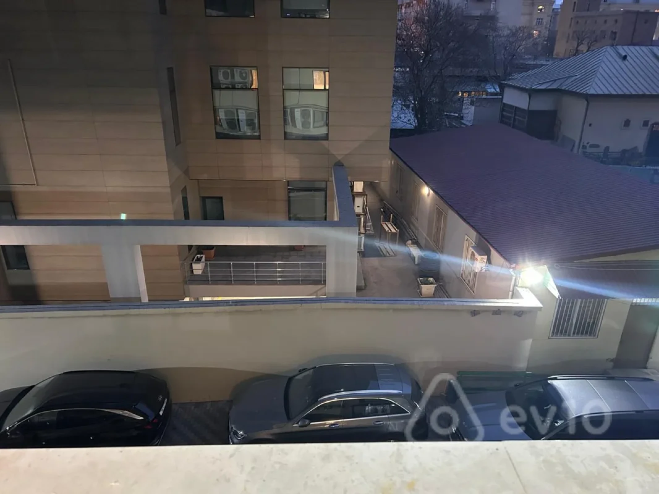 Kirayə verilir 2 otaqlı yeni tikili 87 m²