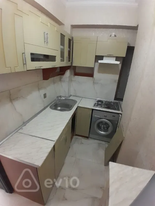 Kirayə verilir 2 otaqlı yeni tikili 68 m²