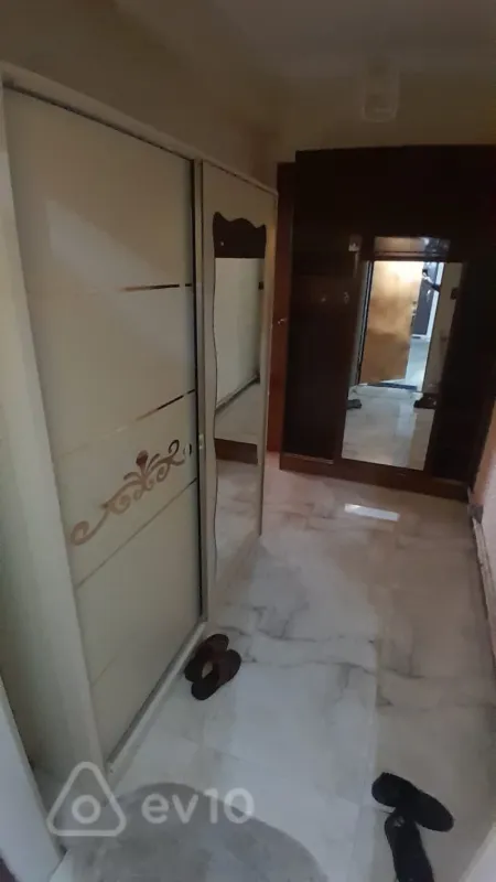 Kirayə verilir 2 otaqlı yeni tikili 68 m²