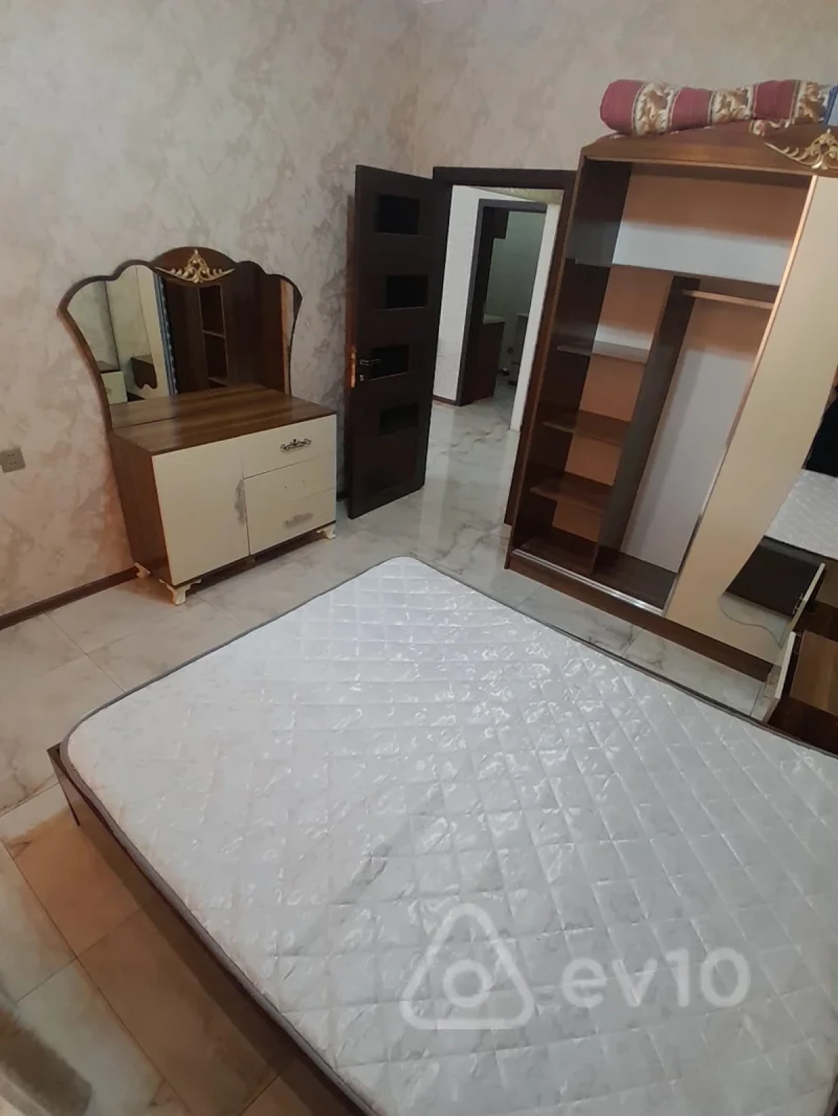 Kirayə verilir 2 otaqlı yeni tikili 68 m²