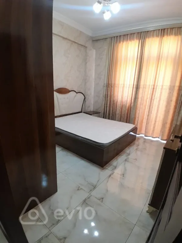 Kirayə verilir 2 otaqlı yeni tikili 68 m²