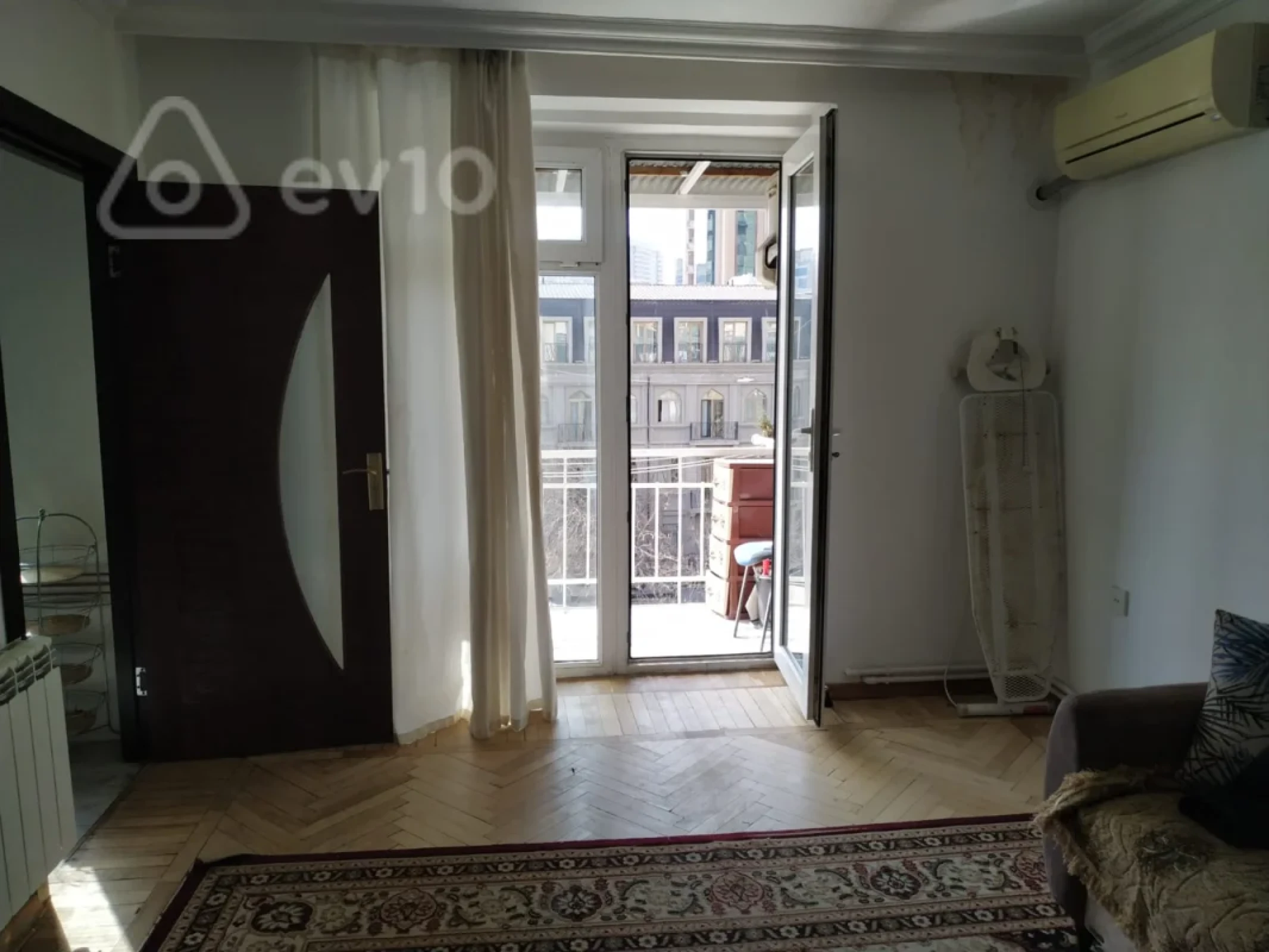 Kirayə verilir 3 otaqlı köhnə tikili 65 m²
