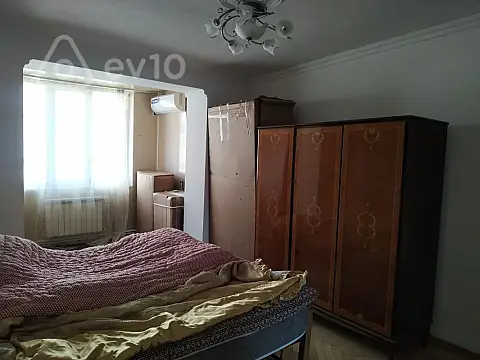 Kirayə verilir 3 otaqlı köhnə tikili 65 m²