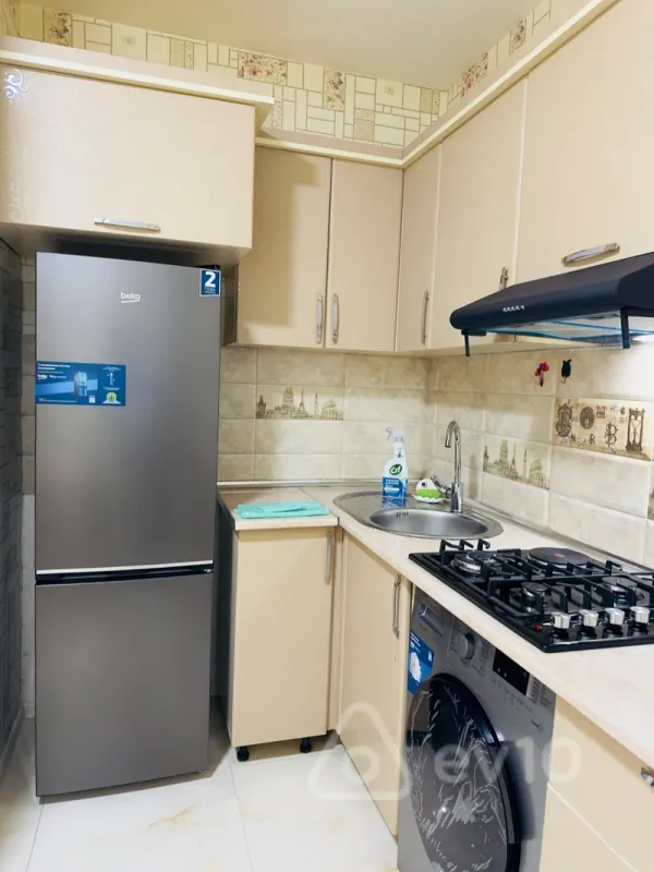 Kirayə verilir 3 otaqlı yeni tikili 120 m²