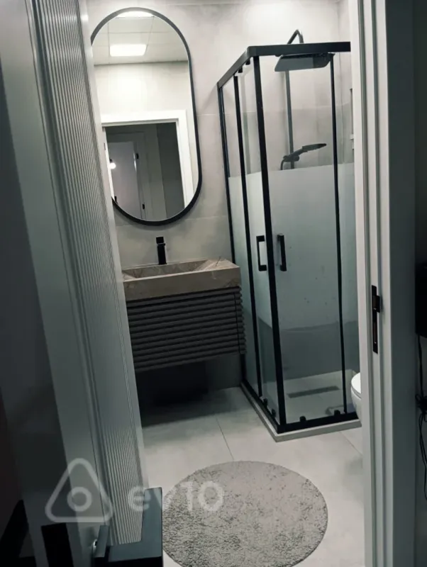 Satılır 2 otaqlı yeni tikili 60 m²