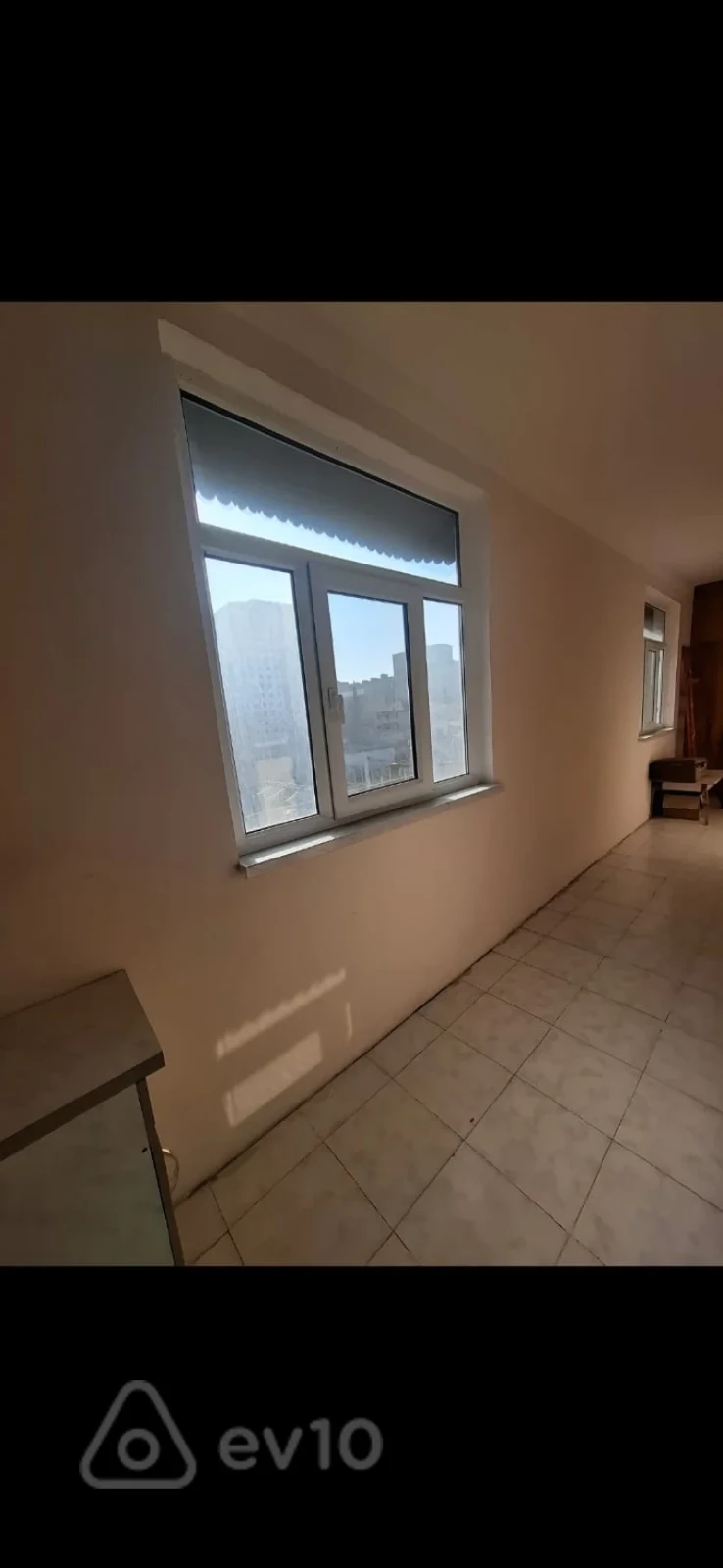 Kirayə verilir 2 otaqlı köhnə tikili 60 m²
