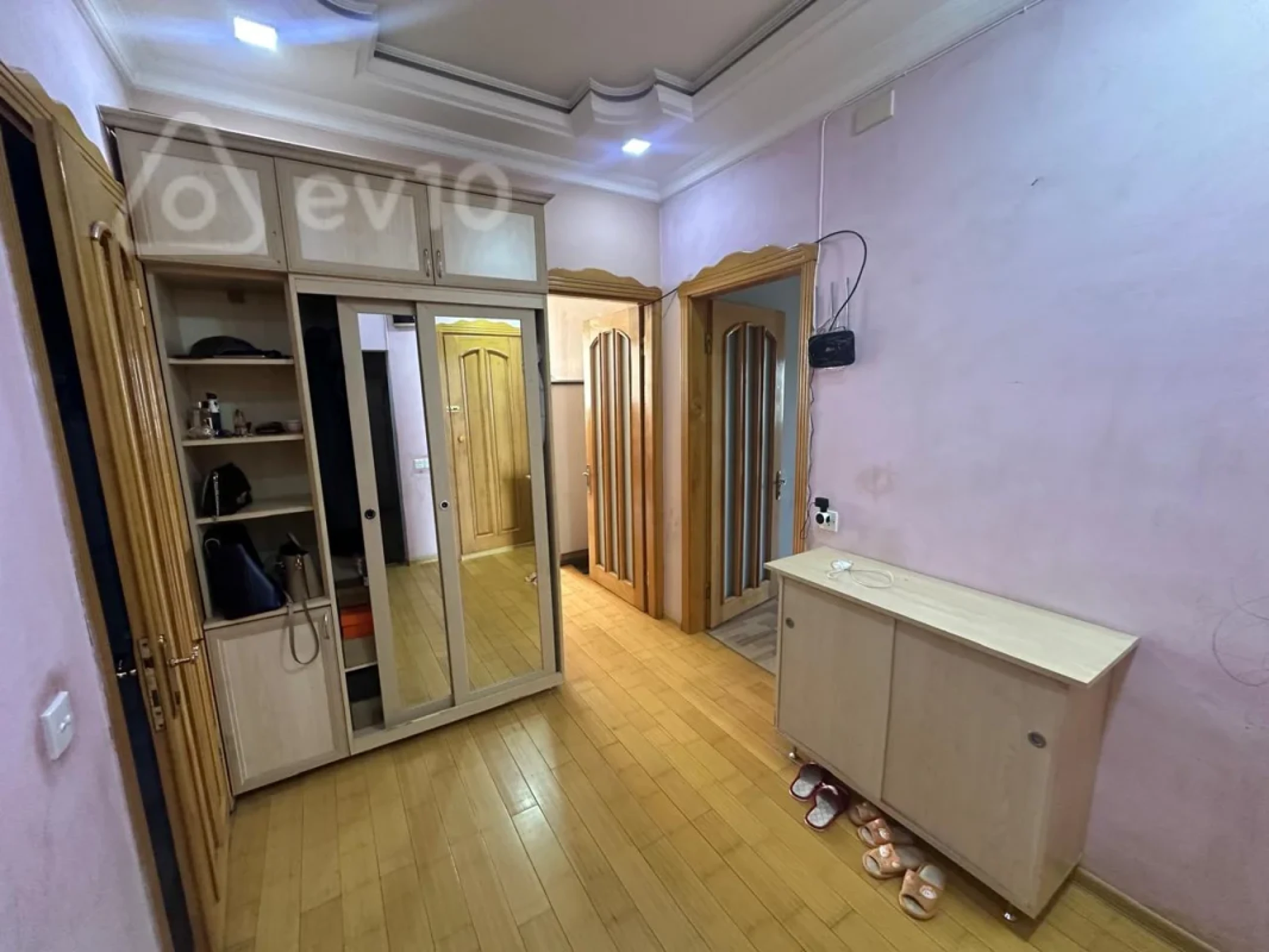 Satılır 3 otaqlı yeni tikili 80 m²