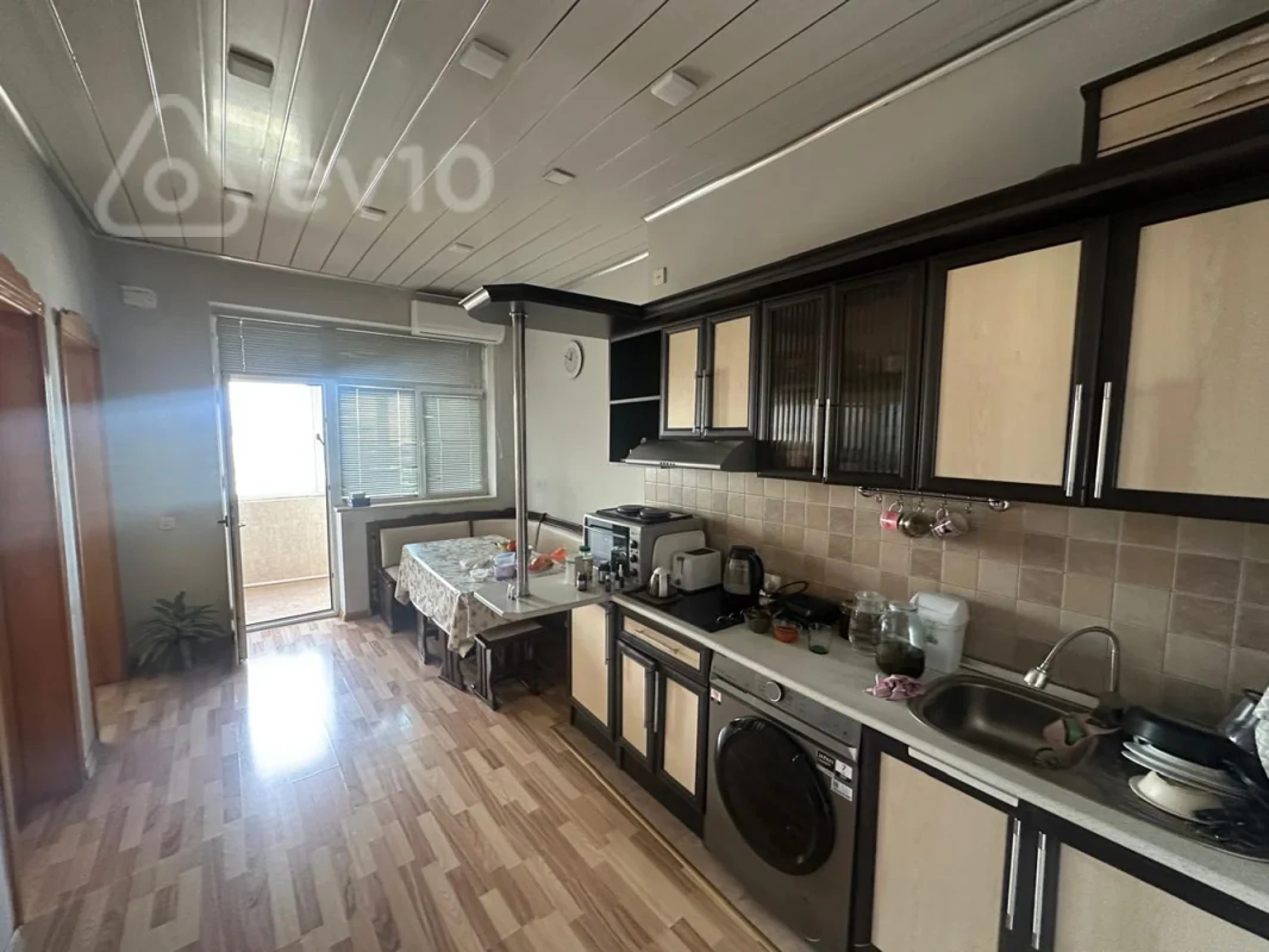 Satılır 3 otaqlı yeni tikili 80 m²
