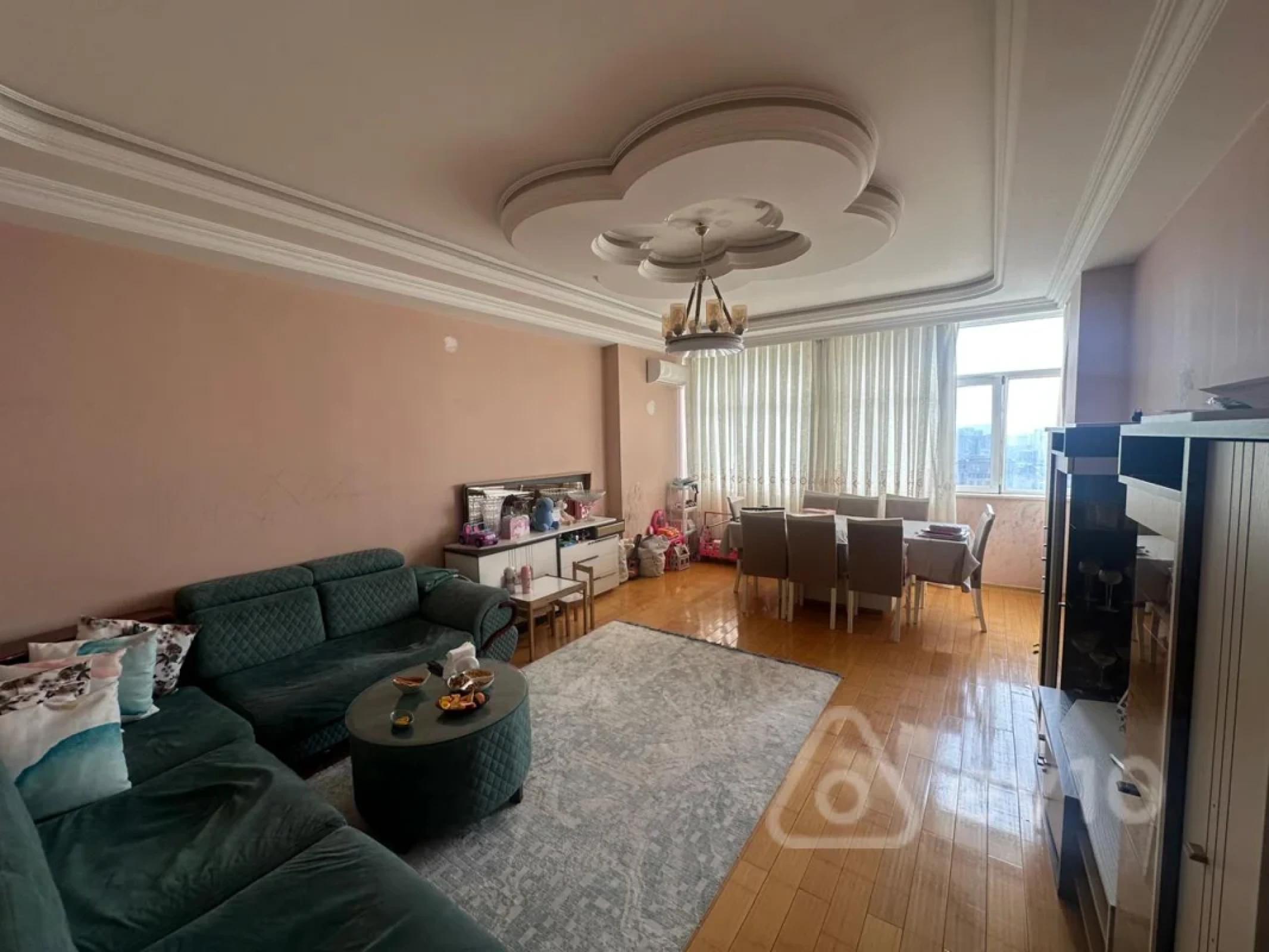 Satılır 3 otaqlı yeni tikili 80 m²