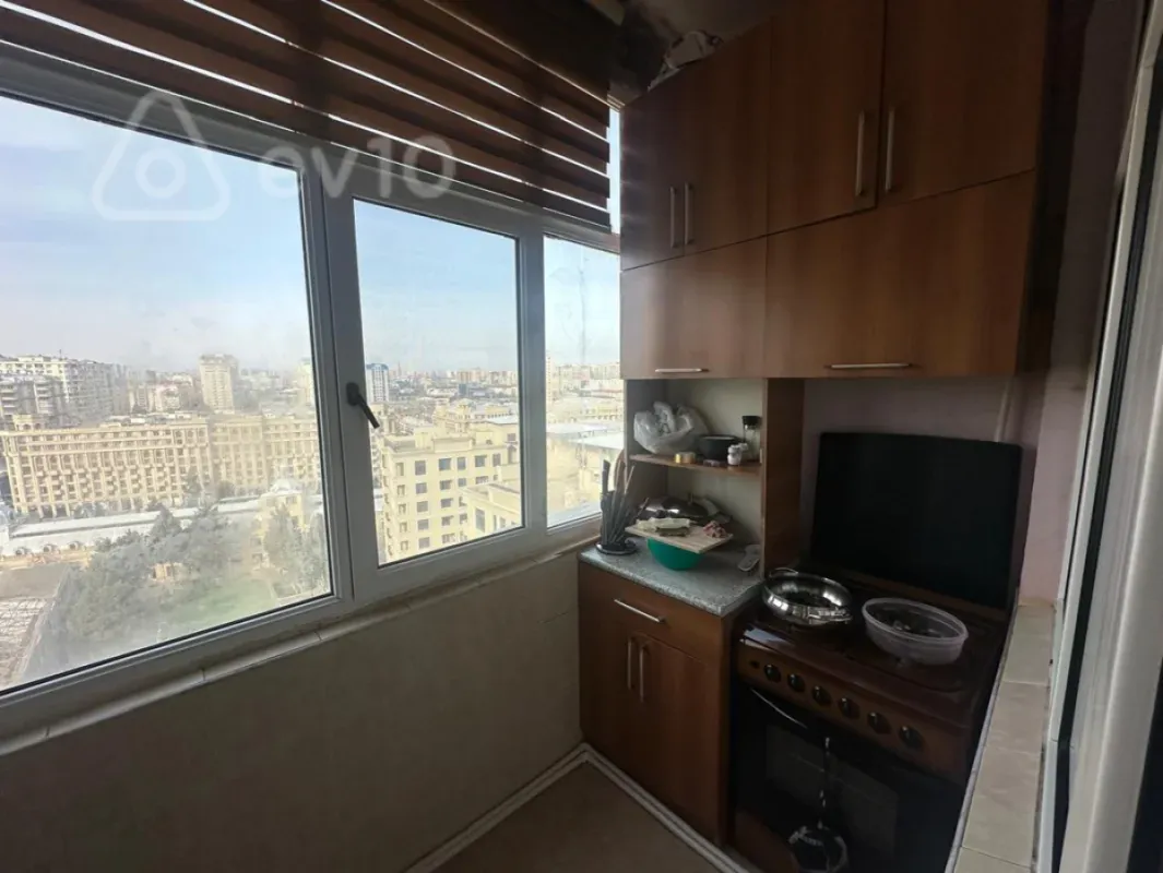 Satılır 3 otaqlı yeni tikili 80 m²