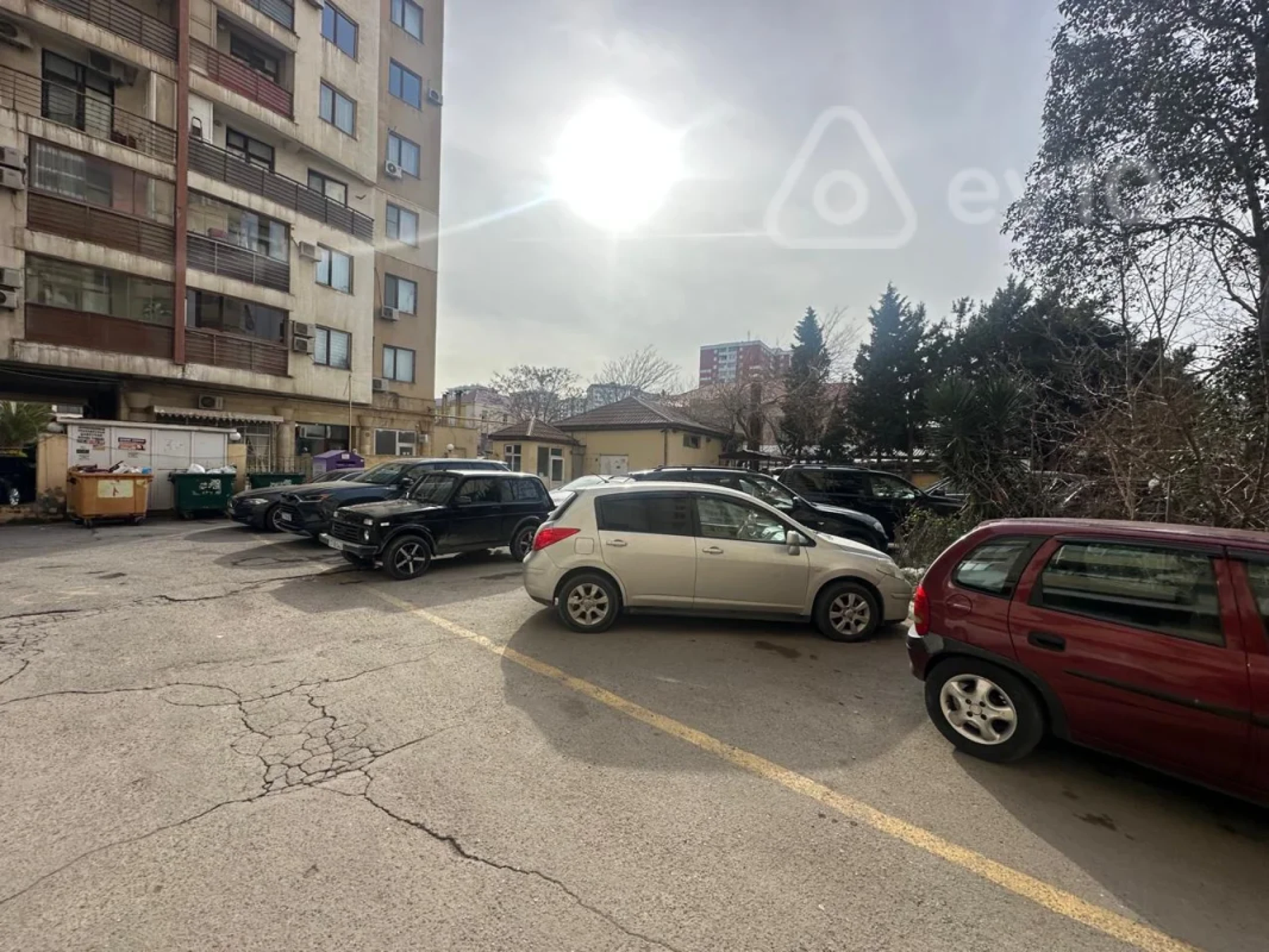 Satılır 3 otaqlı yeni tikili 80 m²