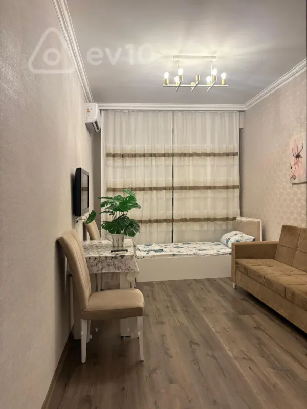 Kirayə verilir 2 otaqlı yeni tikili 62 m²