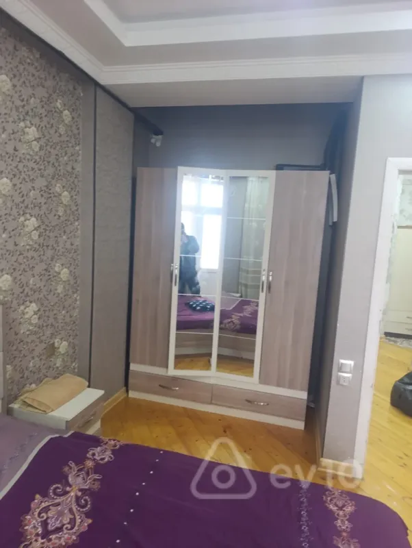 Kirayə verilir 3 otaqlı yeni tikili 75 m²