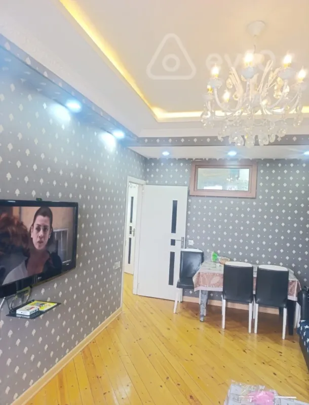 Kirayə verilir 3 otaqlı yeni tikili 75 m²