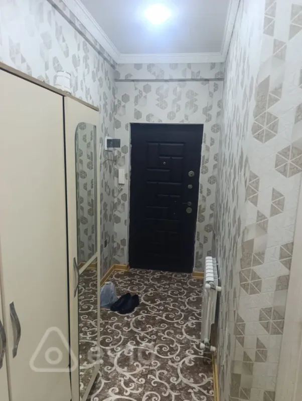 Kirayə verilir 3 otaqlı yeni tikili 75 m²