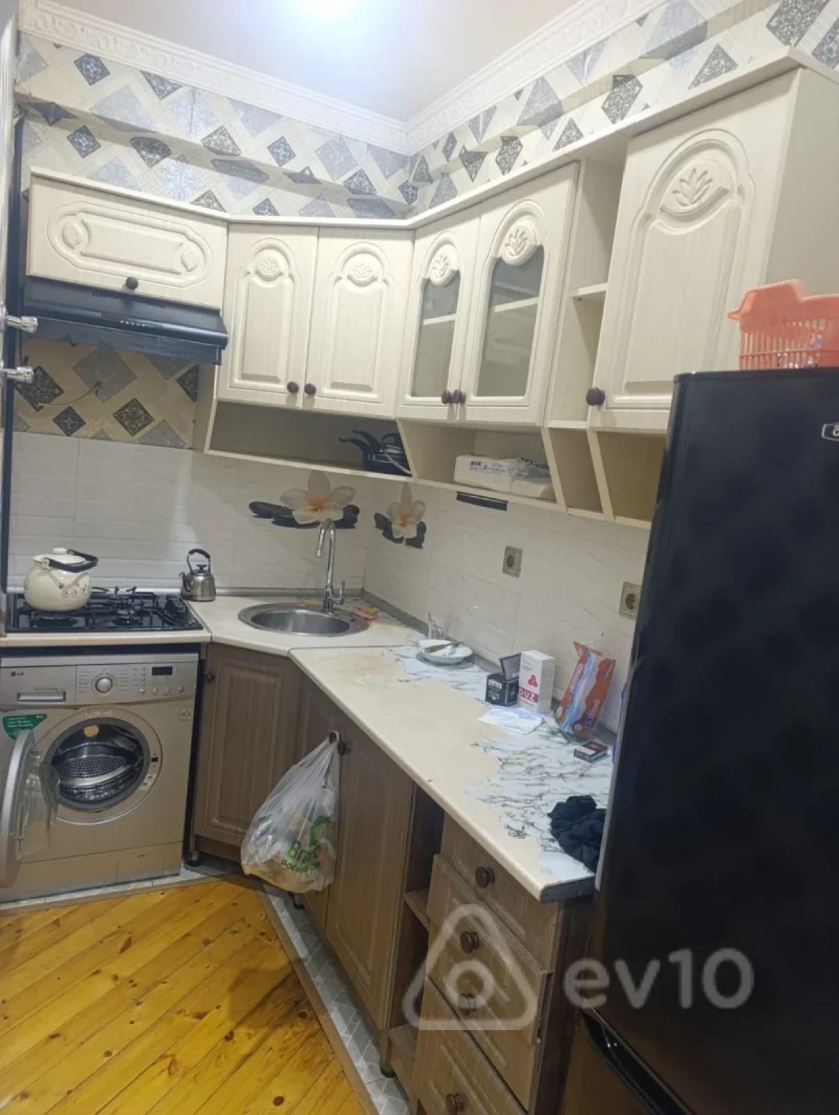 Kirayə verilir 3 otaqlı yeni tikili 75 m²