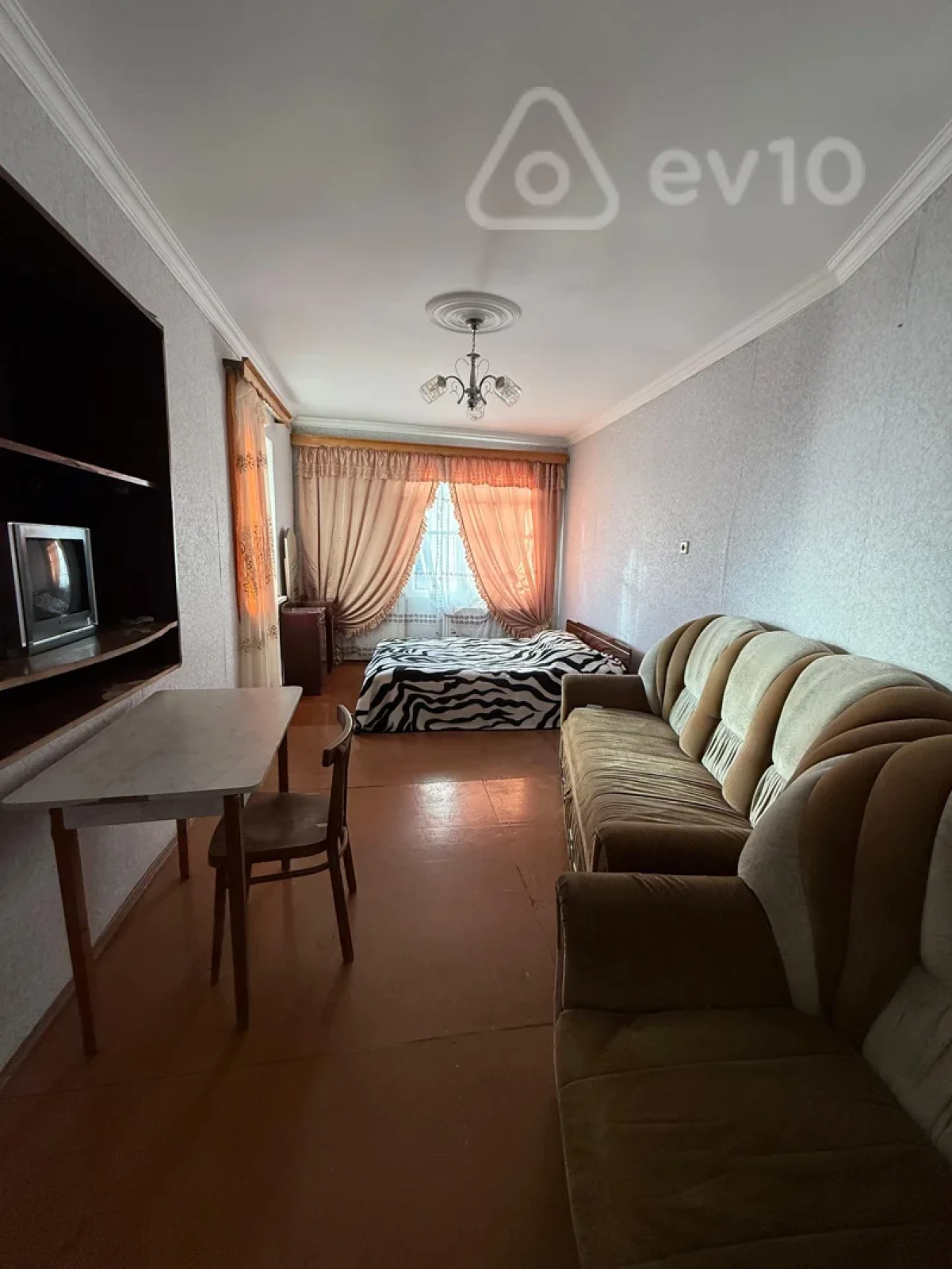 Kirayə verilir 2 otaqlı yeni tikili 50 m²