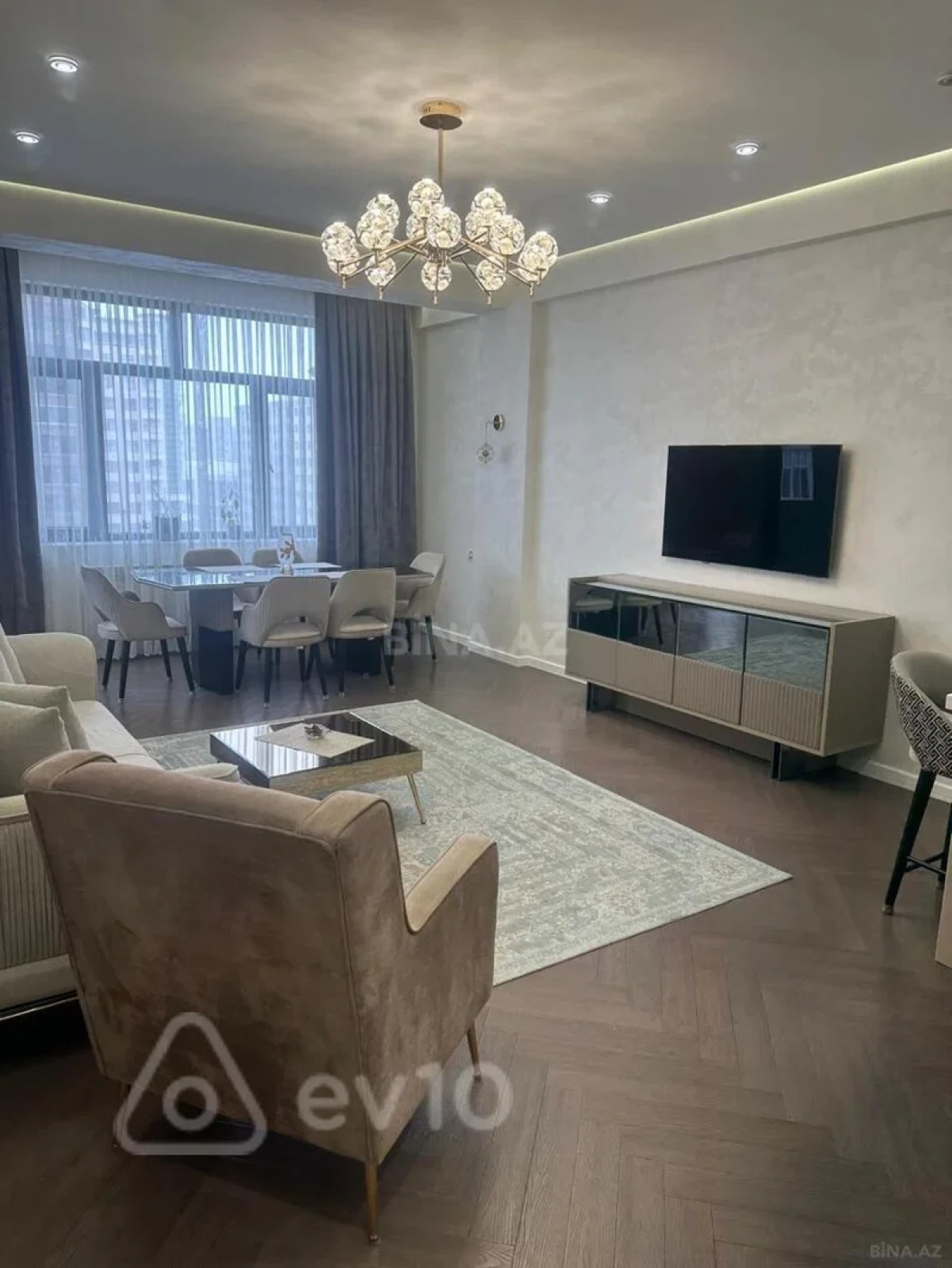 Kirayə verilir 3 otaqlı yeni tikili 107 m²