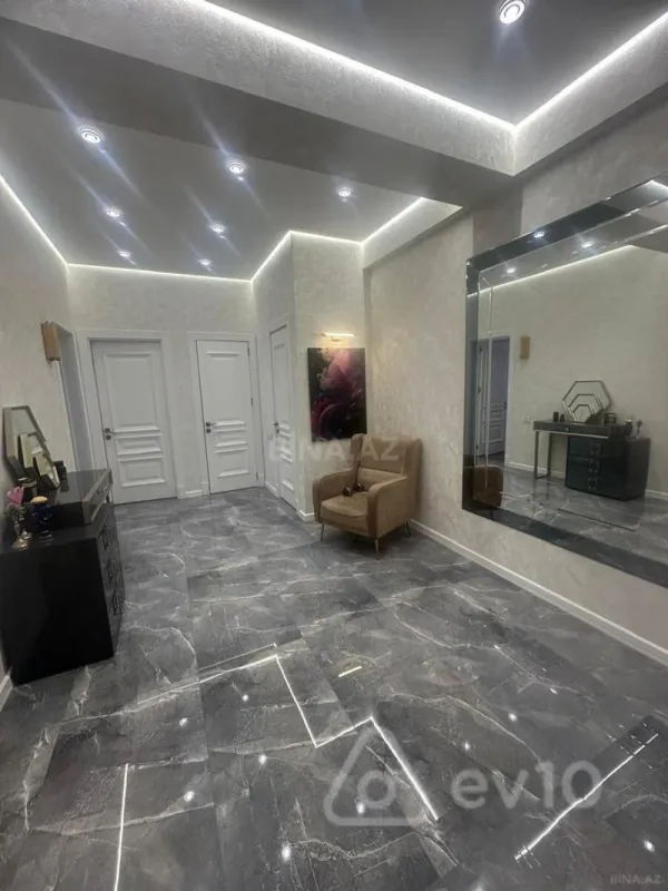 Kirayə verilir 3 otaqlı yeni tikili 107 m²