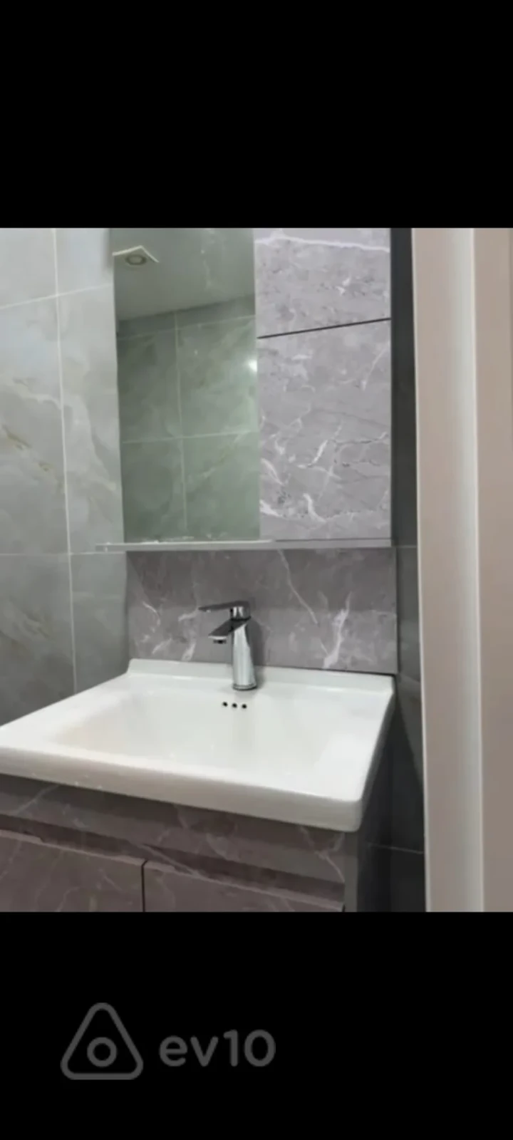 Kirayə verilir 2 otaqlı yeni tikili 32 m²