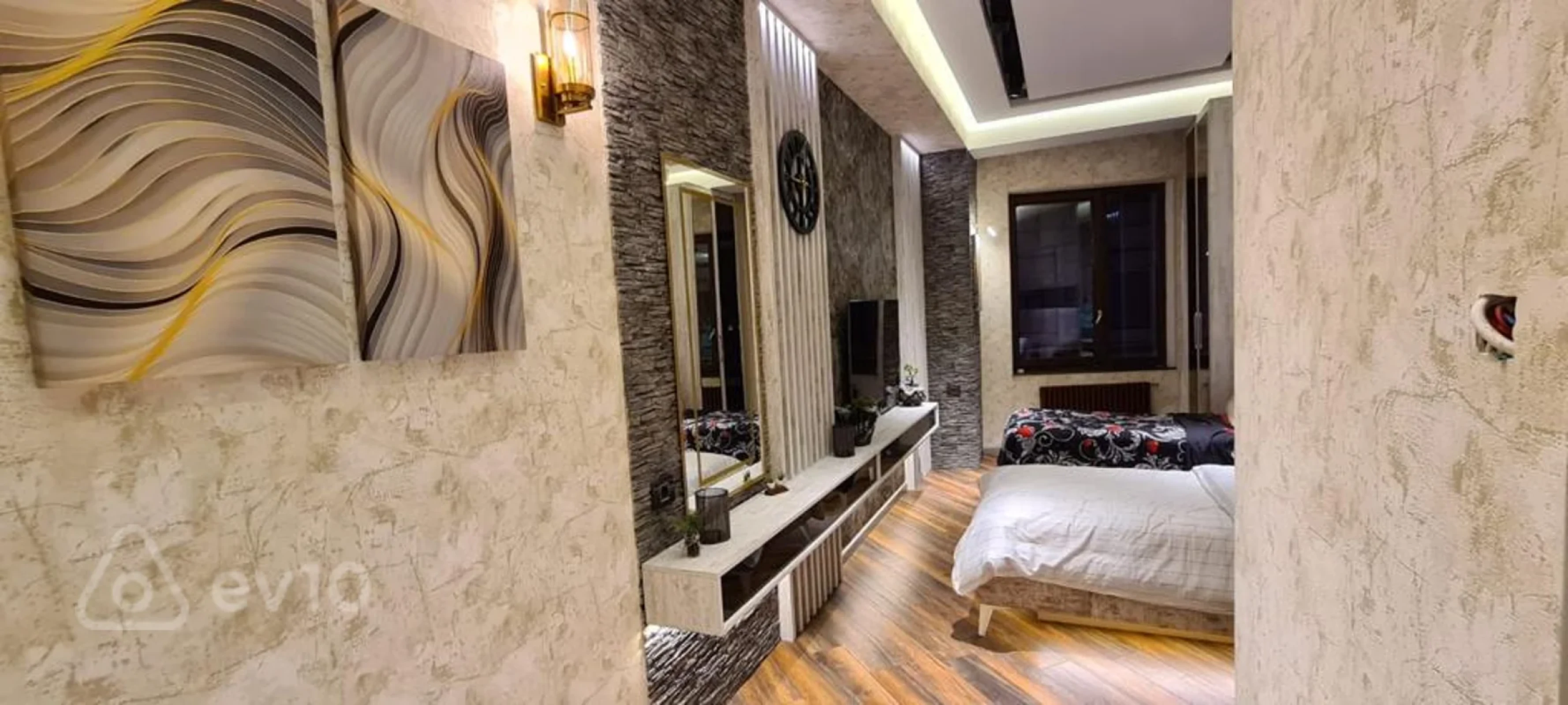 Kirayə verilir 5 otaqlı yeni tikili 250 m²