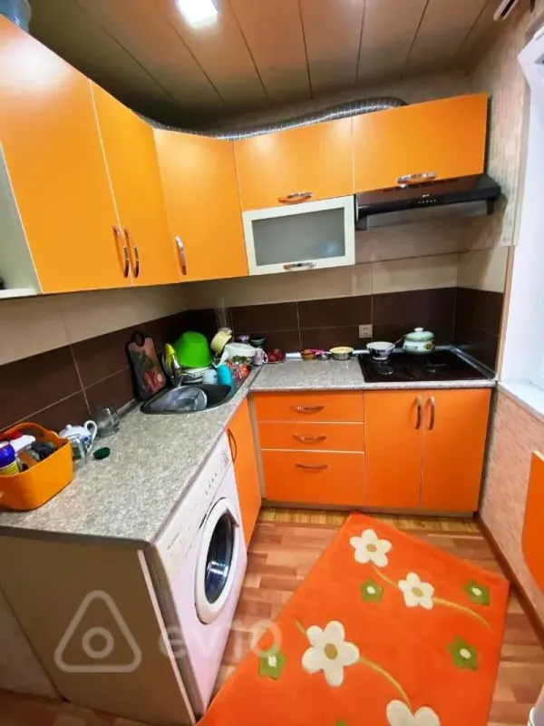 Satılır 3 otaqlı köhnə tikili 55 m²