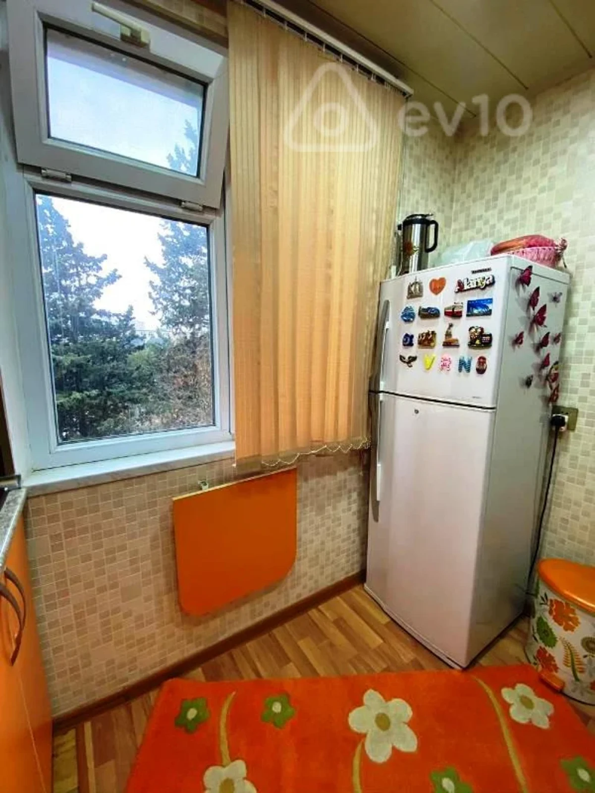 Satılır 3 otaqlı köhnə tikili 55 m²