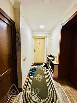 Satılır 4 otaqlı köhnə tikili 110 m²