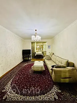 Satılır 4 otaqlı köhnə tikili 110 m²