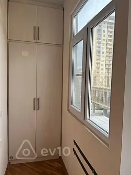 Kirayə verilir 3 otaqlı köhnə tikili 100 m²