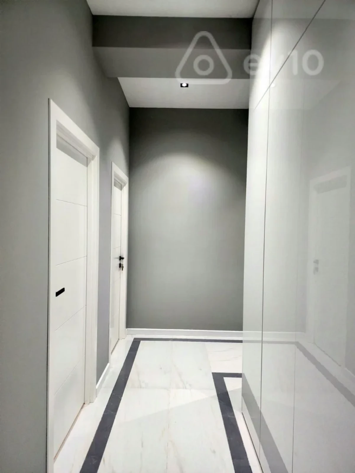 Satılır 2 otaqlı yeni tikili 50 m²