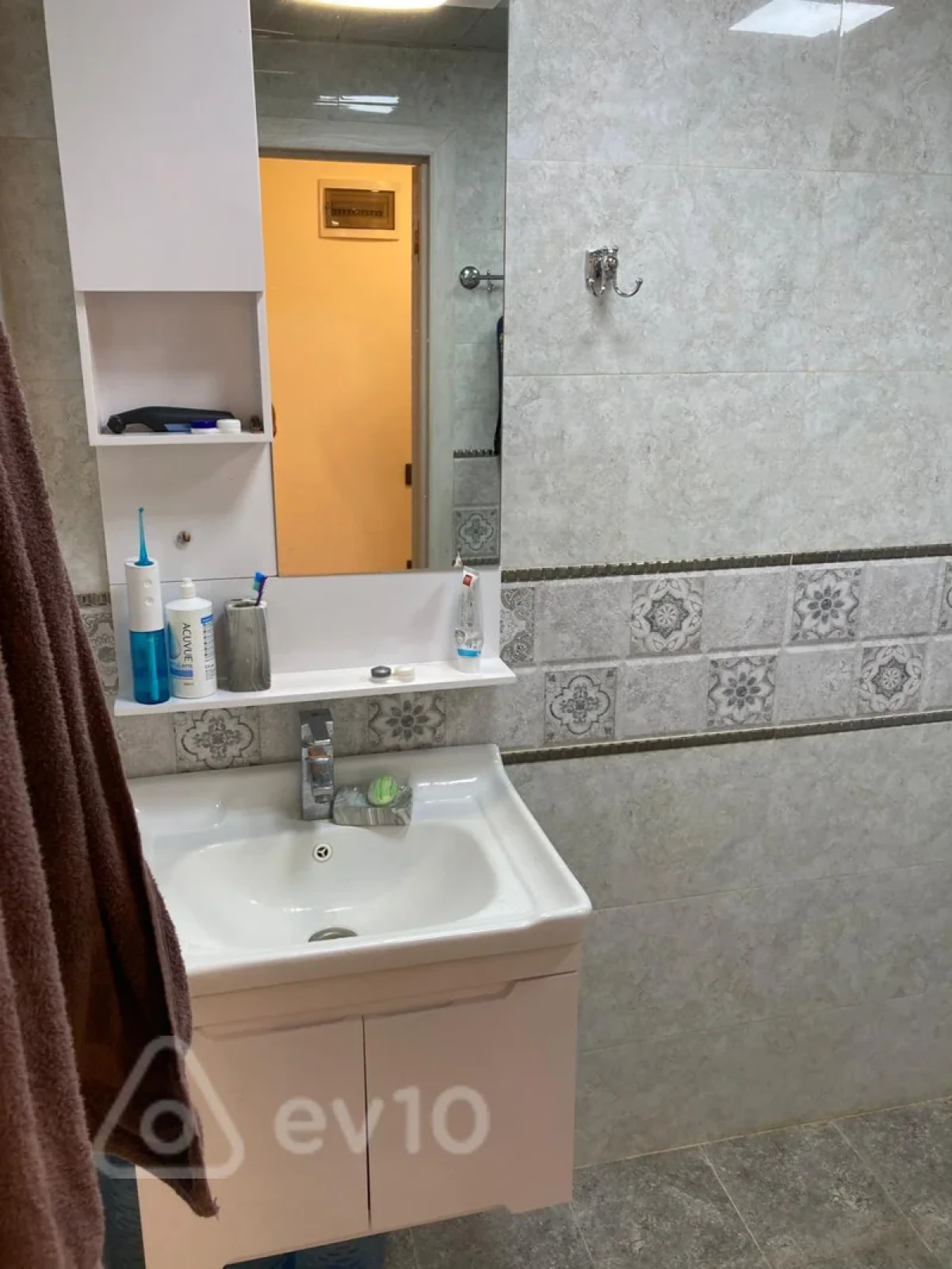 Kirayə verilir 2 otaqlı köhnə tikili 45 m²