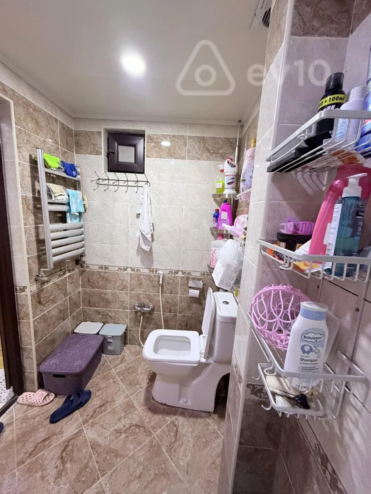 Satılır 2 otaqlı köhnə tikili 65 m²
