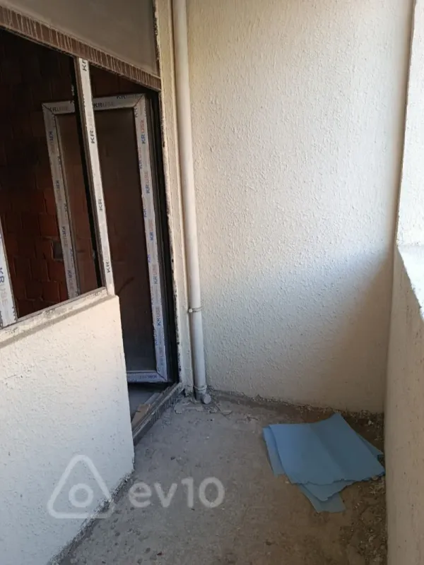 Satılır 2 otaqlı yeni tikili 58.5 m²